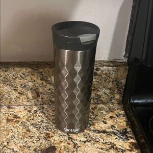Contigo Textured 20 oz Stainless Steel Mug with Gray Lid- like new